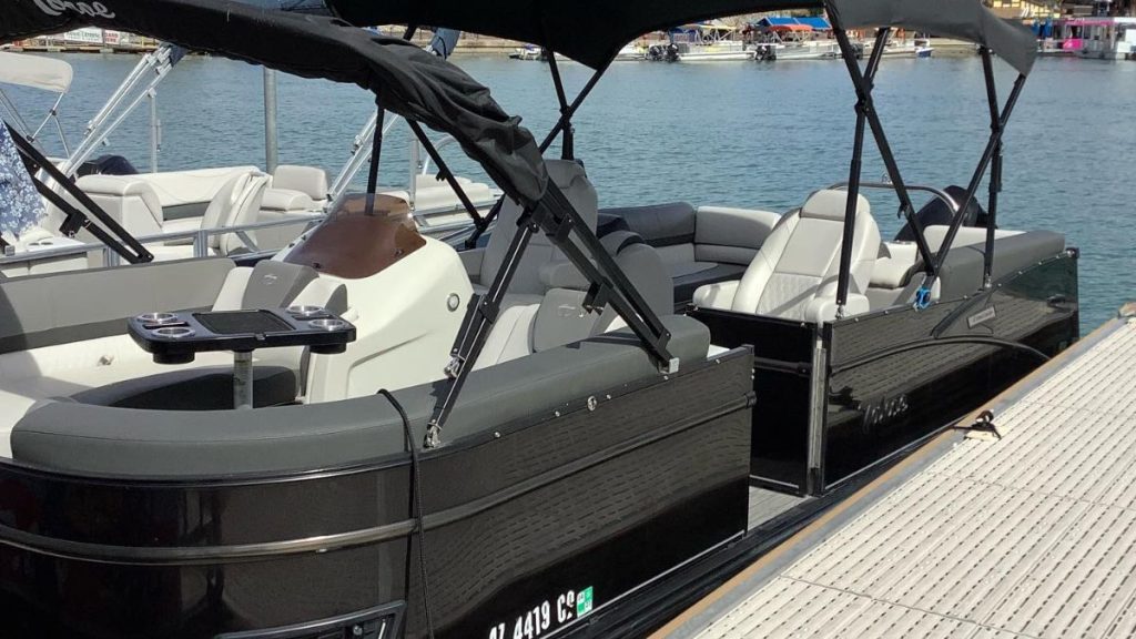 Essential Boating Tips for Beginners